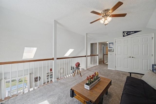 220 Dunn CIR, Hampton, VA 23666