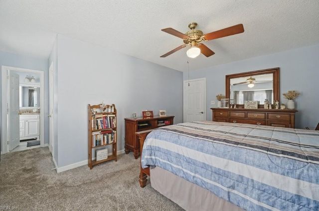220 Dunn CIR, Hampton, VA 23666