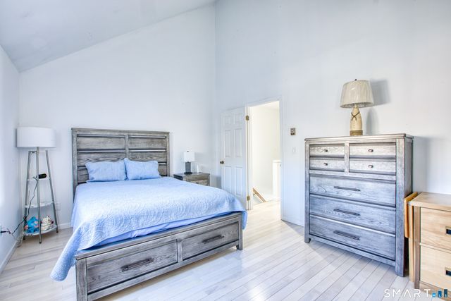 15 River Road 205, Greenwich, CT 06807