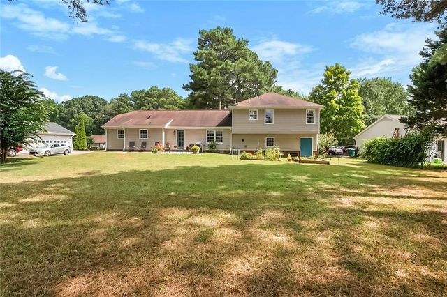 1727 Ramblewood Way, Snellville, GA 30078