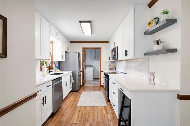 1727 Ramblewood Way, Snellville, GA 30078