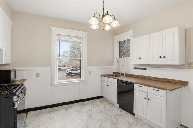 98 Barrington Street 560, Rochester, NY 14607