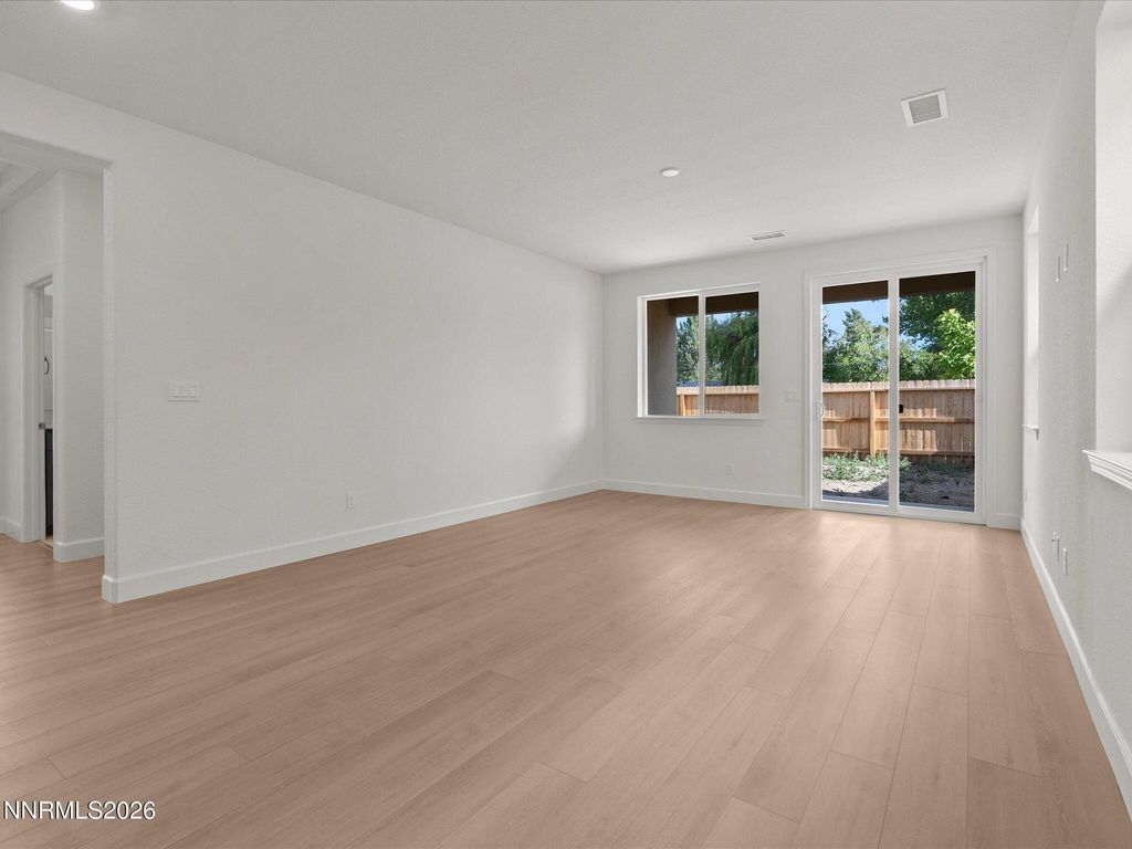 Image 11 of property listing at 1399 W Sunset Way, Carson City, NV 89703