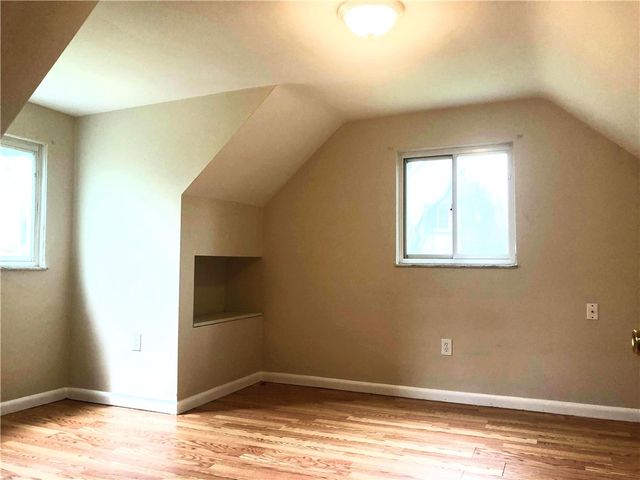 10135 Pearl Rd, Penn Hills, PA 15235
