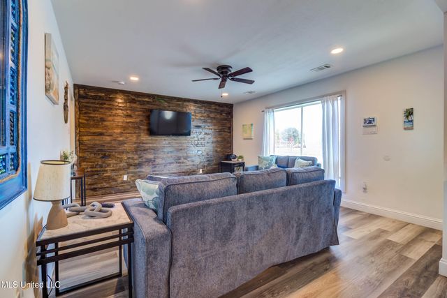 1413 31st Avenue, Gulfport, MS 39501