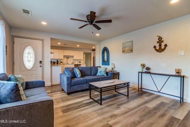 1413 31st Avenue, Gulfport, MS 39501