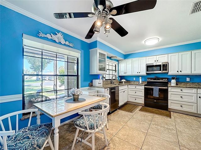 930 AMY RIDGE COURT, Kissimmee, FL 34747