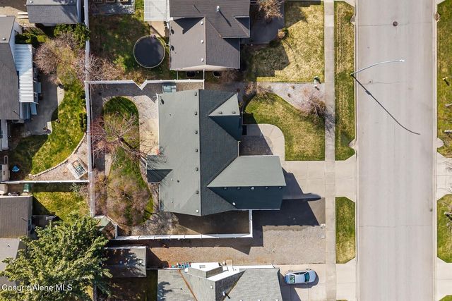 1152 W Canfield Ave, Coeur D'alene, ID 83815