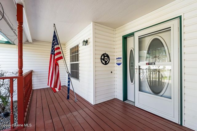 1152 W Canfield Ave, Coeur D'alene, ID 83815