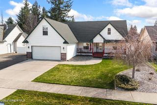 1152 W Canfield Ave, Coeur D'alene, ID 83815