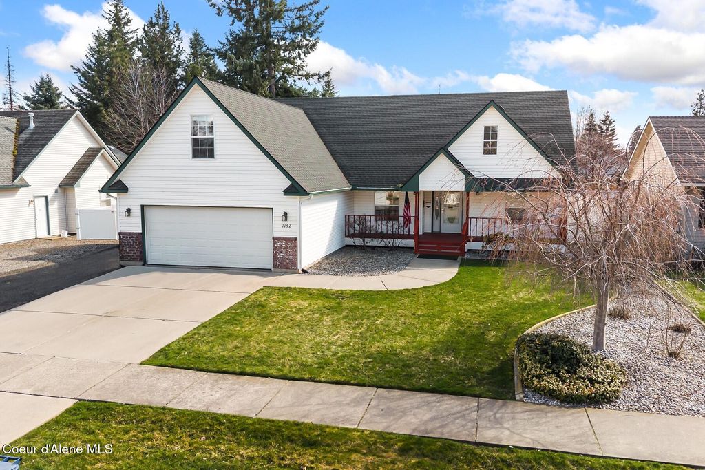 1152 W Canfield Ave, Coeur D'alene, ID 83815