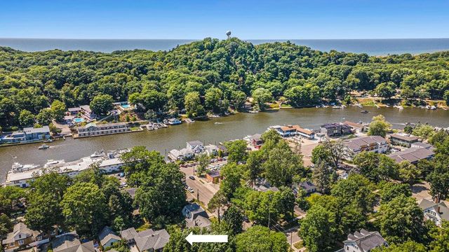 526 Butler Street, Saugatuck City, MI 49453