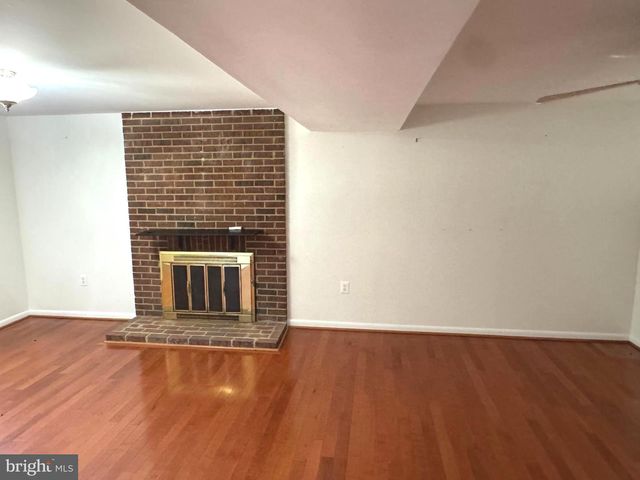 5597 SHANNON CT, Woodbridge, VA 22193