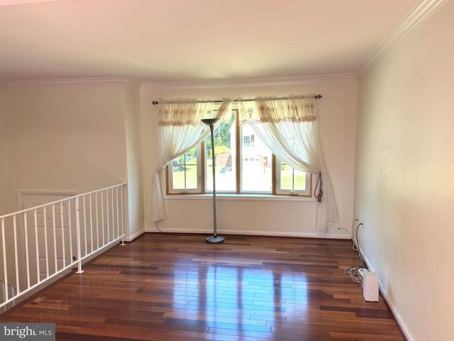 5597 SHANNON CT, Woodbridge, VA 22193