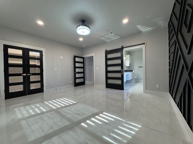 2708 W Gum Street, Rogers, AR 72758