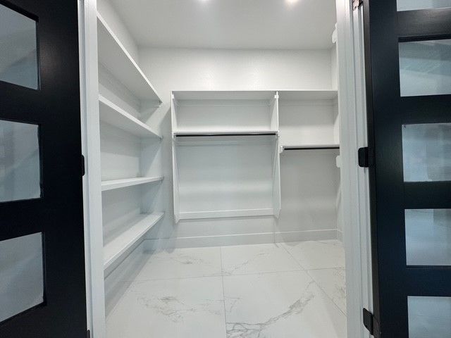 2708 W Gum Street, Rogers, AR 72758