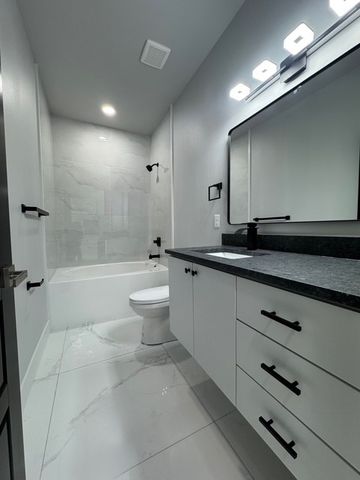 2708 W Gum Street, Rogers, AR 72758