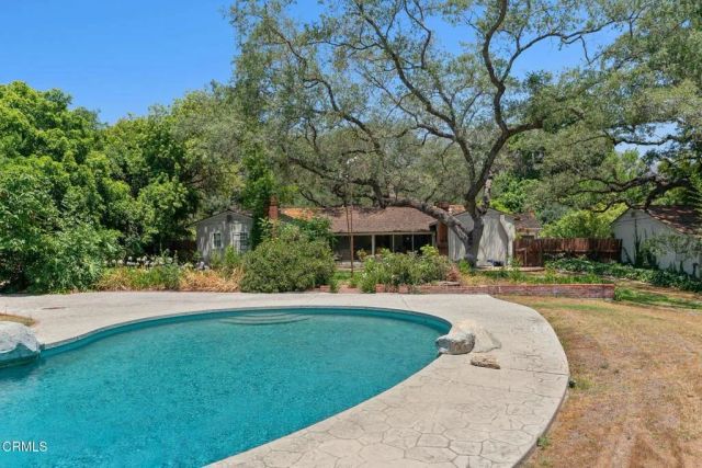 300 W Orange Grove Avenue, Arcadia, CA 91006