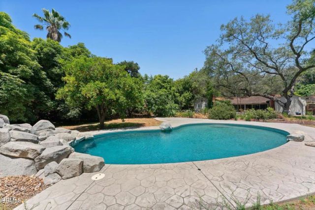 300 W Orange Grove Avenue, Arcadia, CA 91006