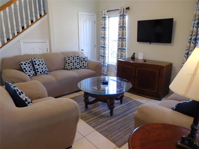 422 VISTA DRIVE, Davenport, FL 33897