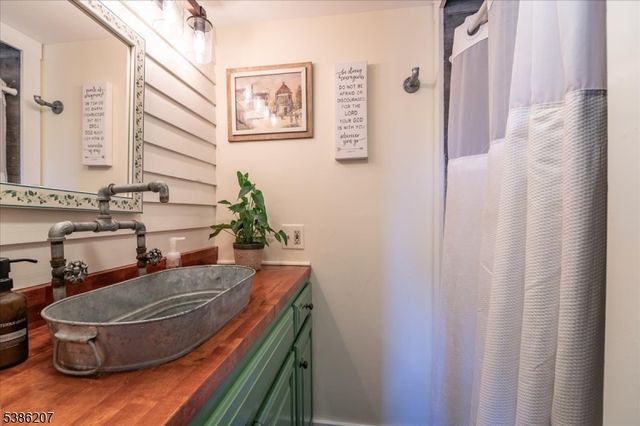 182 Free Union Rd, Liberty Twp., NJ 07823