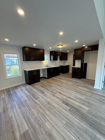 300 Briarbranch Terrace, Matteson, IL 60443