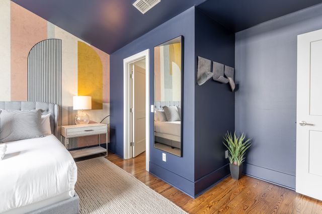 22 Fern Ave, Nashville, TN 37207