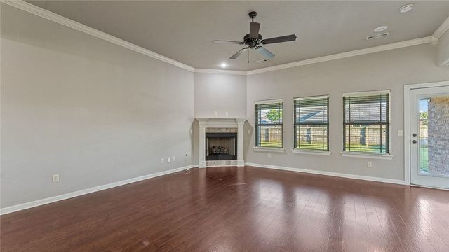 2305 SW Worthington Avenue, Bentonville, AR 72713
