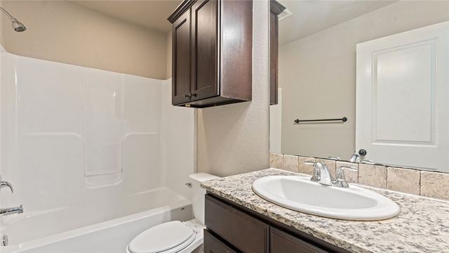 2305 SW Worthington Avenue, Bentonville, AR 72713
