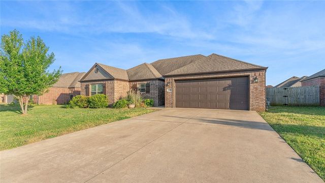 2305 SW Worthington Avenue, Bentonville, AR 72713