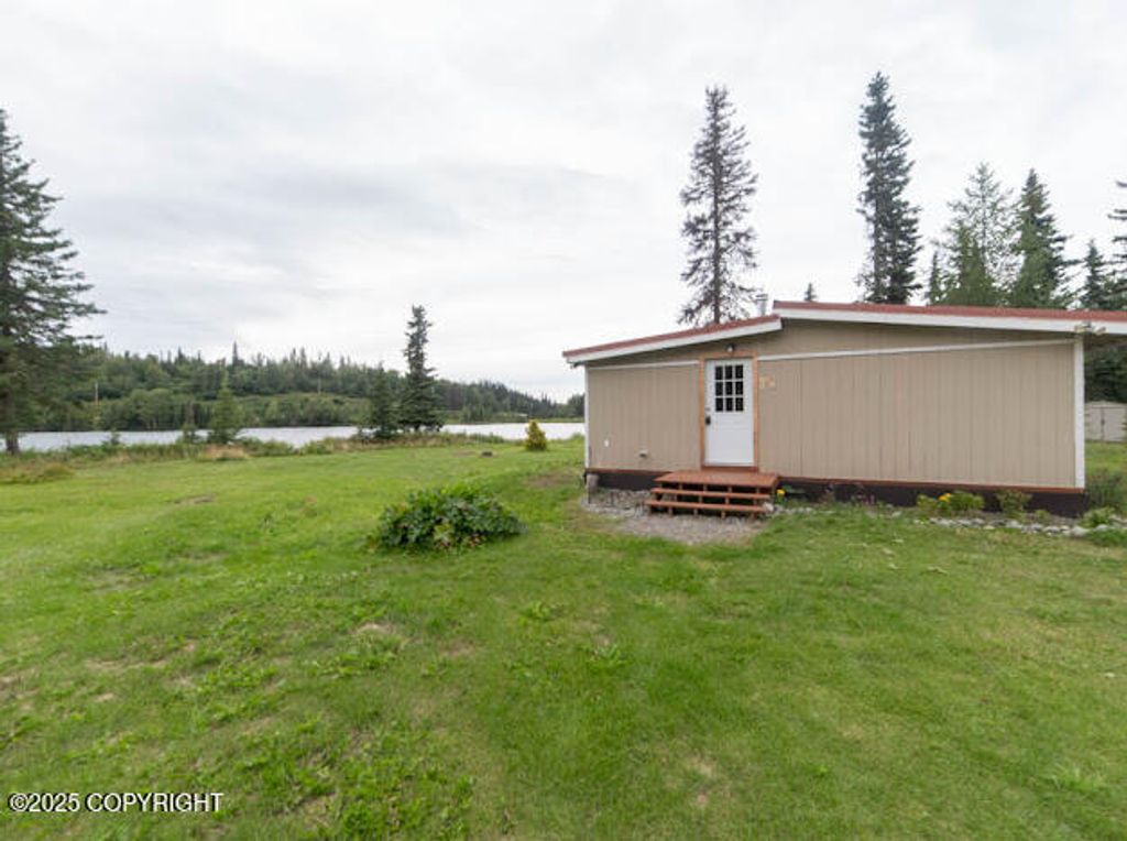 52470 Clinton Avenue, Kasilof, AK 99610