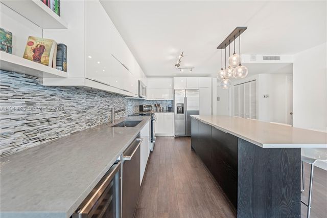 401 Ocean Dr 523, Miami Beach, FL 33139