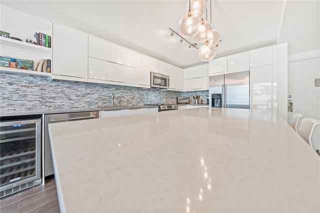 401 Ocean Dr 523, Miami Beach, FL 33139