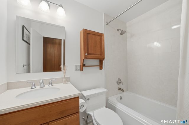 190 Red Fox Road, Stamford, CT 06903