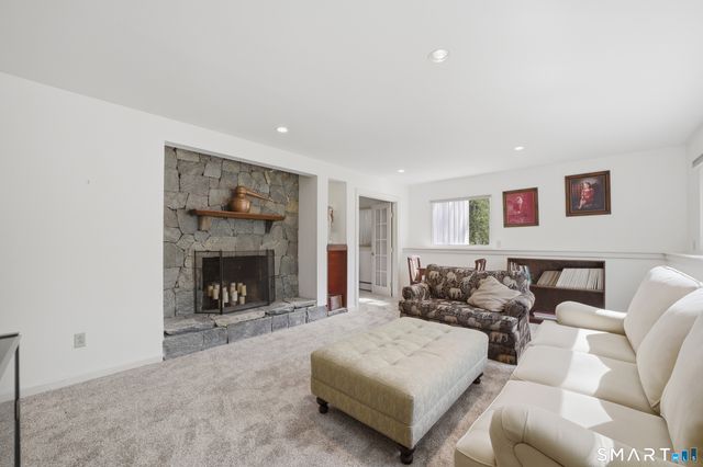 190 Red Fox Road, Stamford, CT 06903
