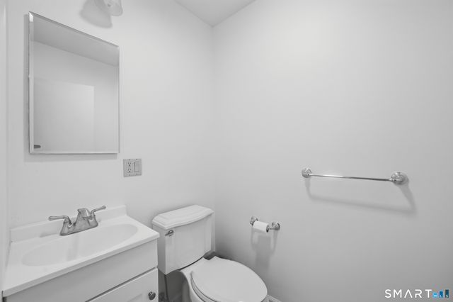 190 Red Fox Road, Stamford, CT 06903