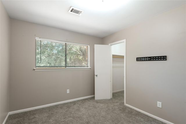 427 Sunnyside Street, Huntsville, TX 77320