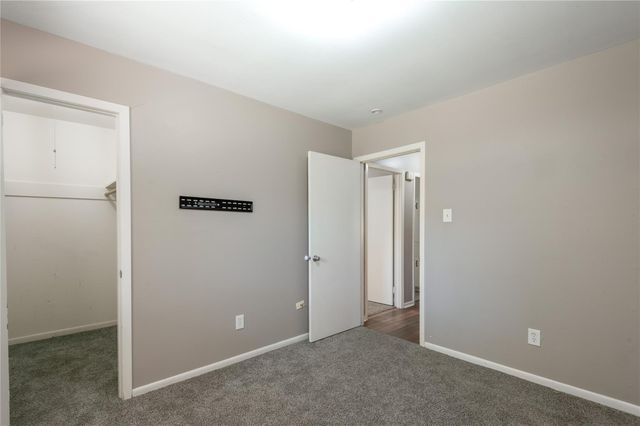 427 Sunnyside Street, Huntsville, TX 77320