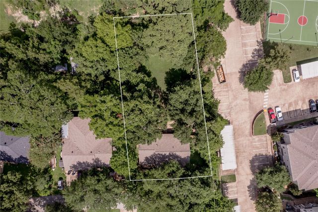 427 Sunnyside Street, Huntsville, TX 77320