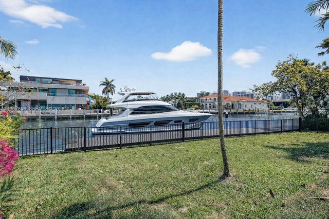 607 Layne Blvd, Hallandale Beach, FL 33009