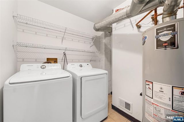 581 Holly Court, Mahwah, NJ 07430