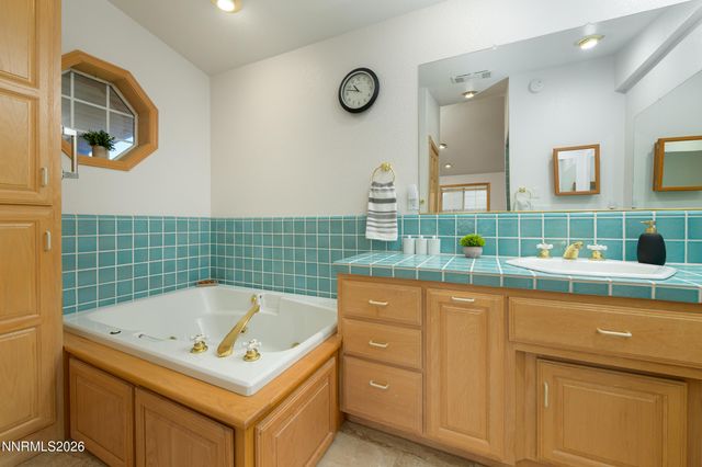 1393 Jobs Peak Drive, Gardnerville, NV 89460