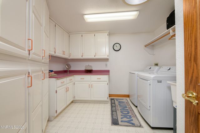 1393 Jobs Peak Drive, Gardnerville, NV 89460