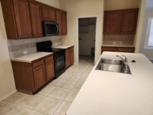 2135 Bluebell Drive, Forney, TX 75126