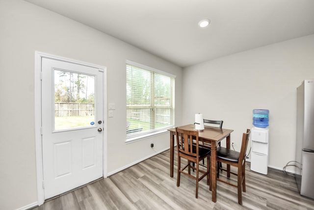 6050 Oakland Bluff Lane, Porter, TX 77365