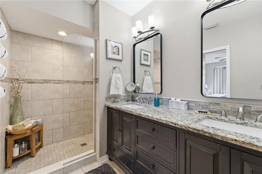 Image 25 of property listing at 1765 Cape Coral PKWY E # 203, Cape Coral, FL 33904