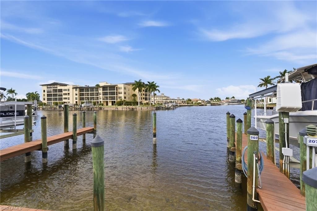 Image 32 of property listing at 1765 Cape Coral PKWY E # 203, Cape Coral, FL 33904