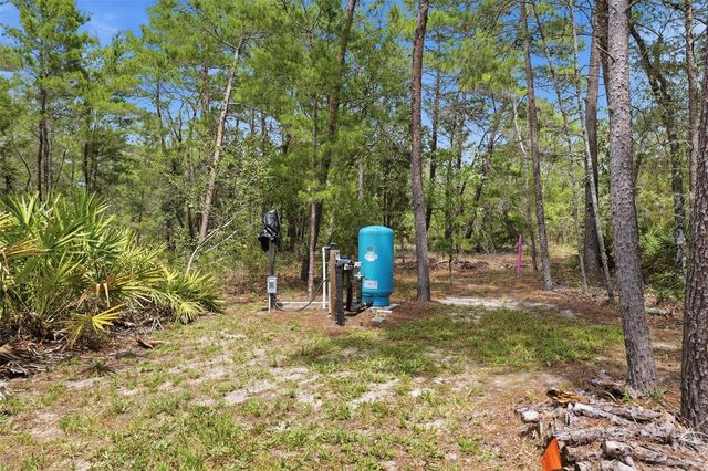 18296 MABERLY ROAD, Weeki Wachee, FL 34614