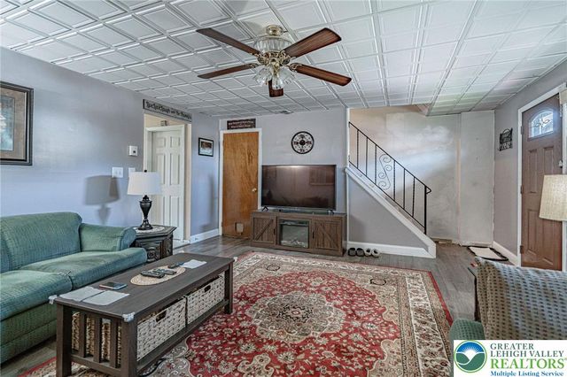 1414 East Pennsylvania Street, Allentown City, PA 18109