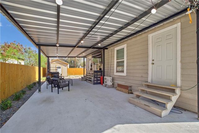 204 Lovely Way Avenue, Pharr, TX 78577